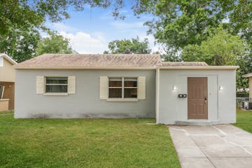 1410 26TH AVE S ST PETERSBURG, FL 33705